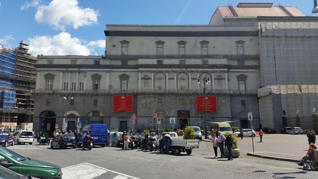 Casa Vacanze Toto&Peppino 那不勒斯 外观 照片